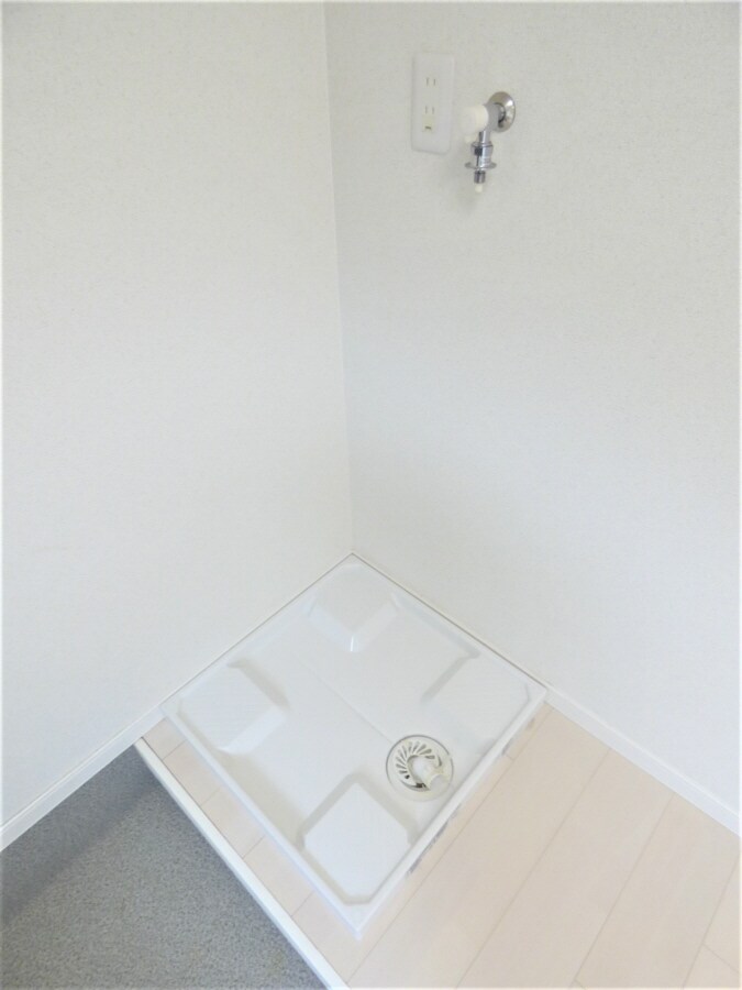 室内洗濯機置場 西原コーポ
