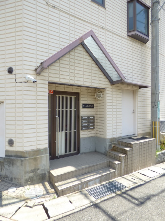 玄関 パールエッグクノキ