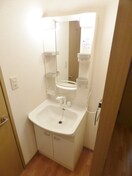 キレイな洗面台 セトル月見山