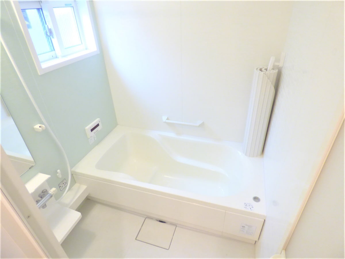 １坪タイプの追い焚き機能付バス 神戸６番館