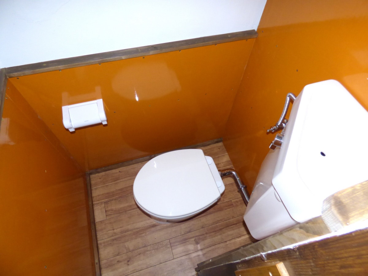洋式トイレ新品 西舞子荘北棟