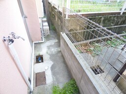 裏口