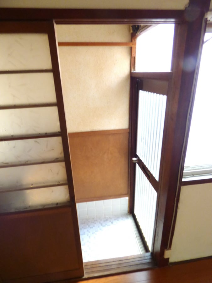 玄関 西舞子荘北棟