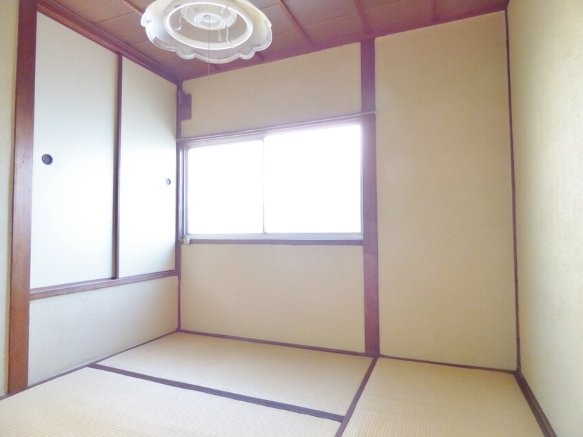 明るい和室４．５帖 西舞子荘北棟