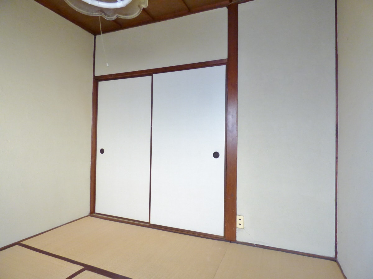 明るい和室４．５帖 西舞子荘北棟