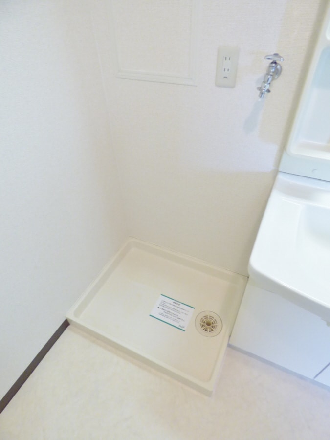 室内洗濯機置場 デルフィオーレ須磨