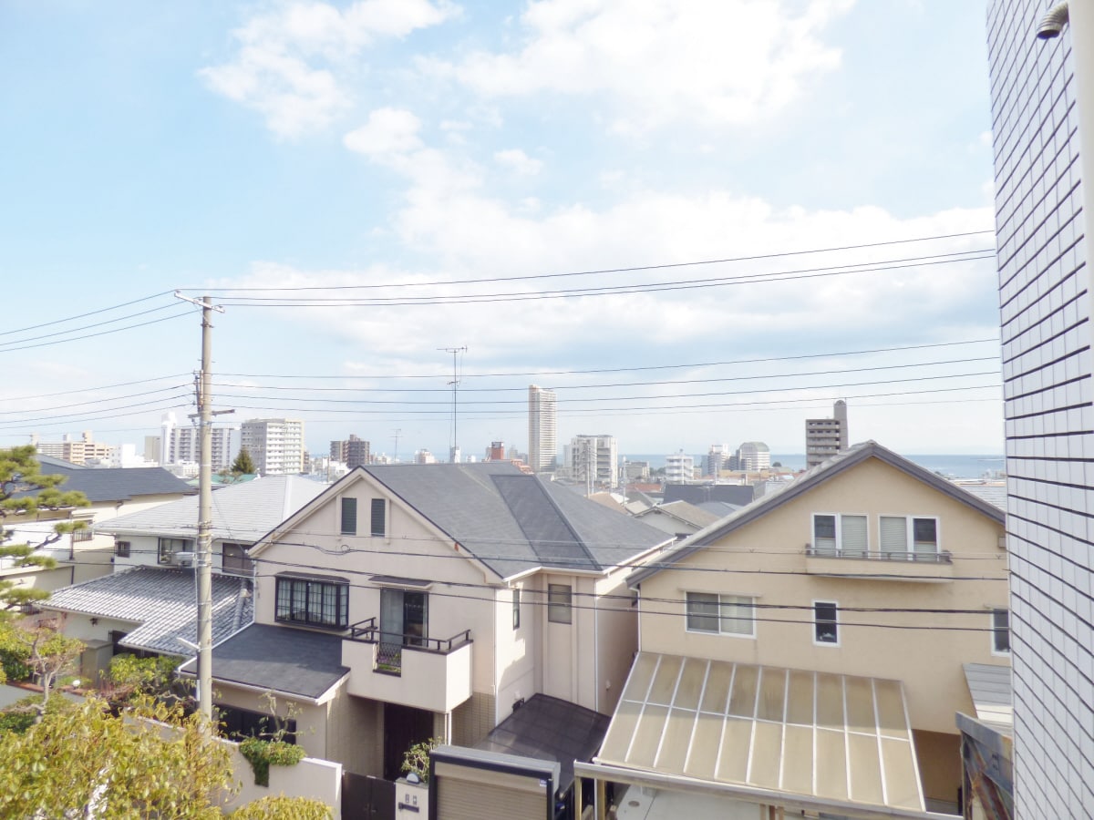 海まで一望できます レディースゴールドハイツ