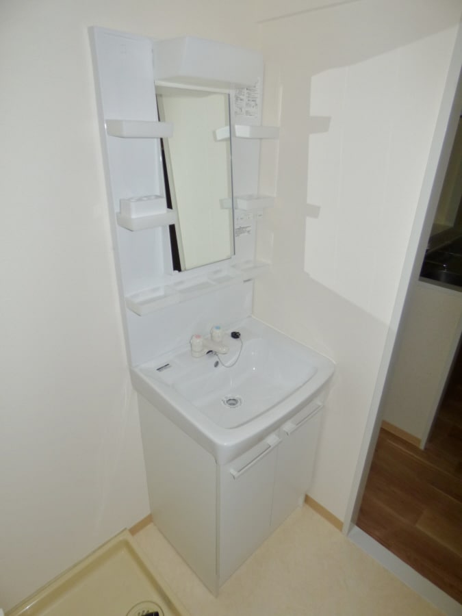 キレイな洗面台 メービウス妙法寺