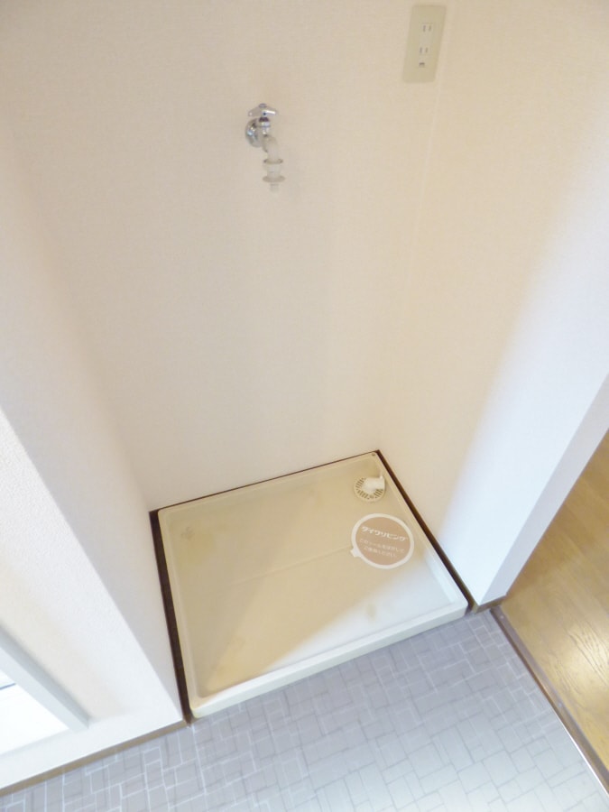 室内洗濯機置場 メゾンドアヴニール名谷