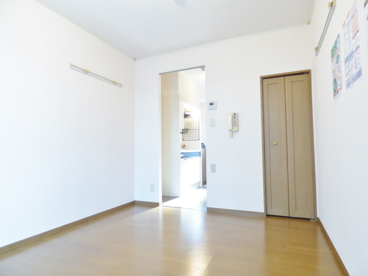 キレイなフローリング メゾンドアヴニール名谷