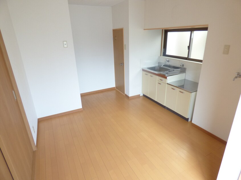 リノベーションでダイニングに変身 湊川文化西棟