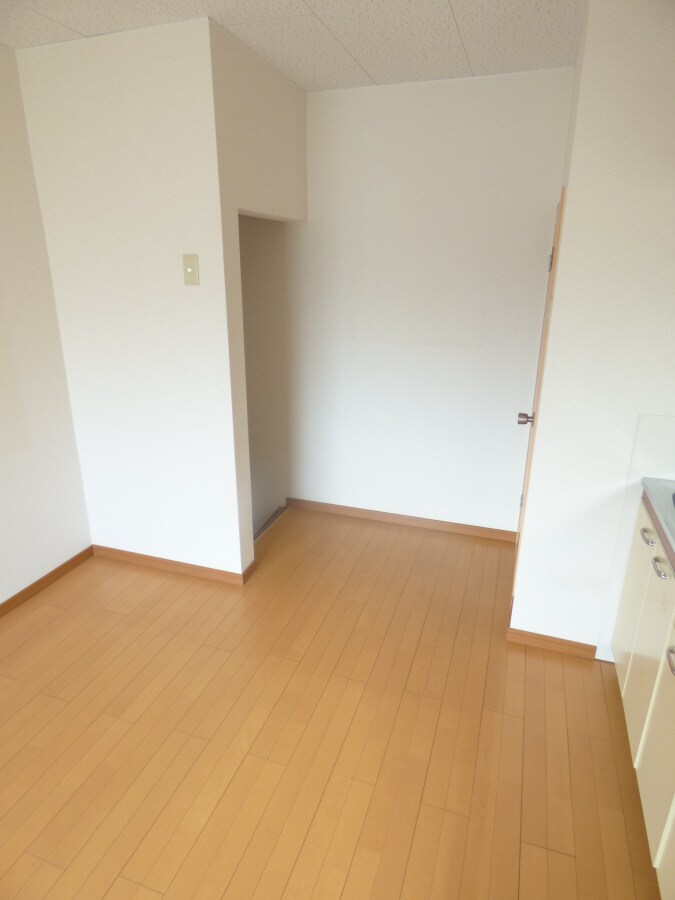 明るいダイニング 湊川文化西棟