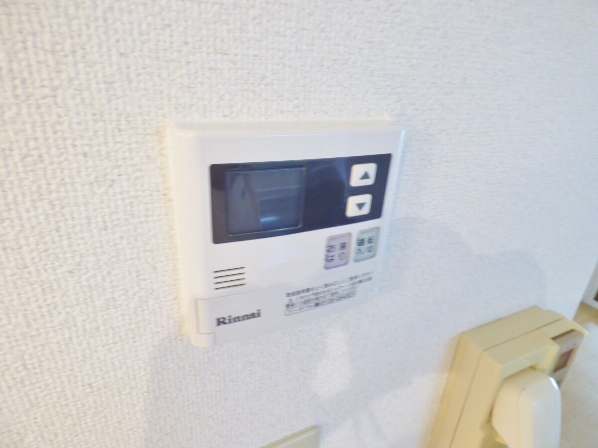 給湯器リモコン シャルムセレサ