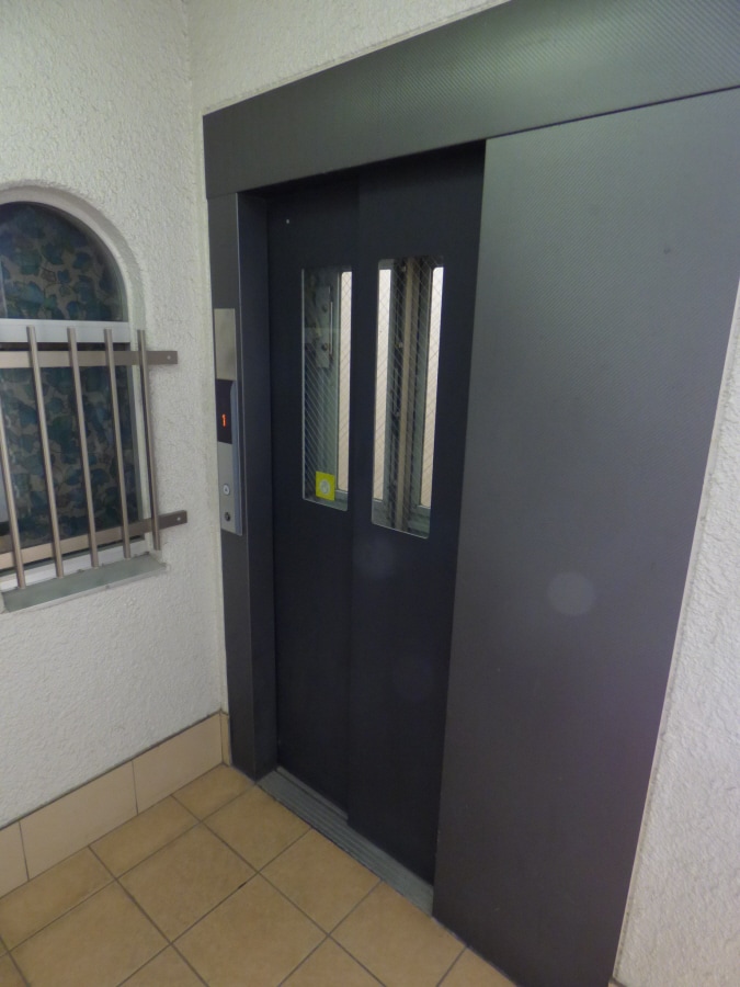 エレベーター完備 メイクアップハイツ須磨浦