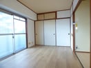 明るい洋室 メイクアップハイツ須磨浦