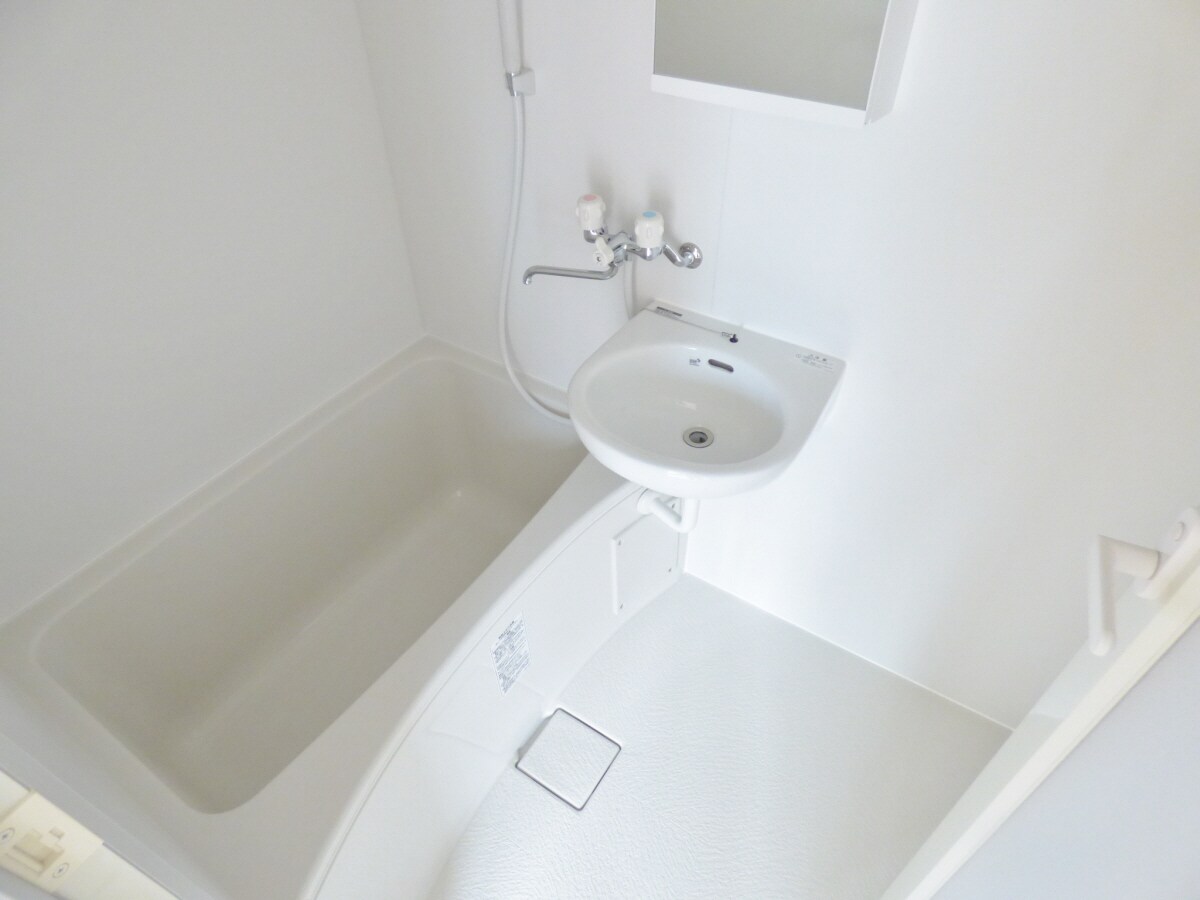 キレイな浴室 エスポワール板宿