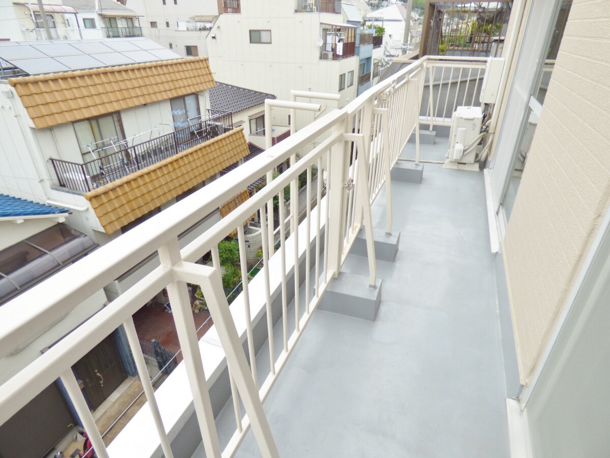 明るいバルコニー エスポワール板宿