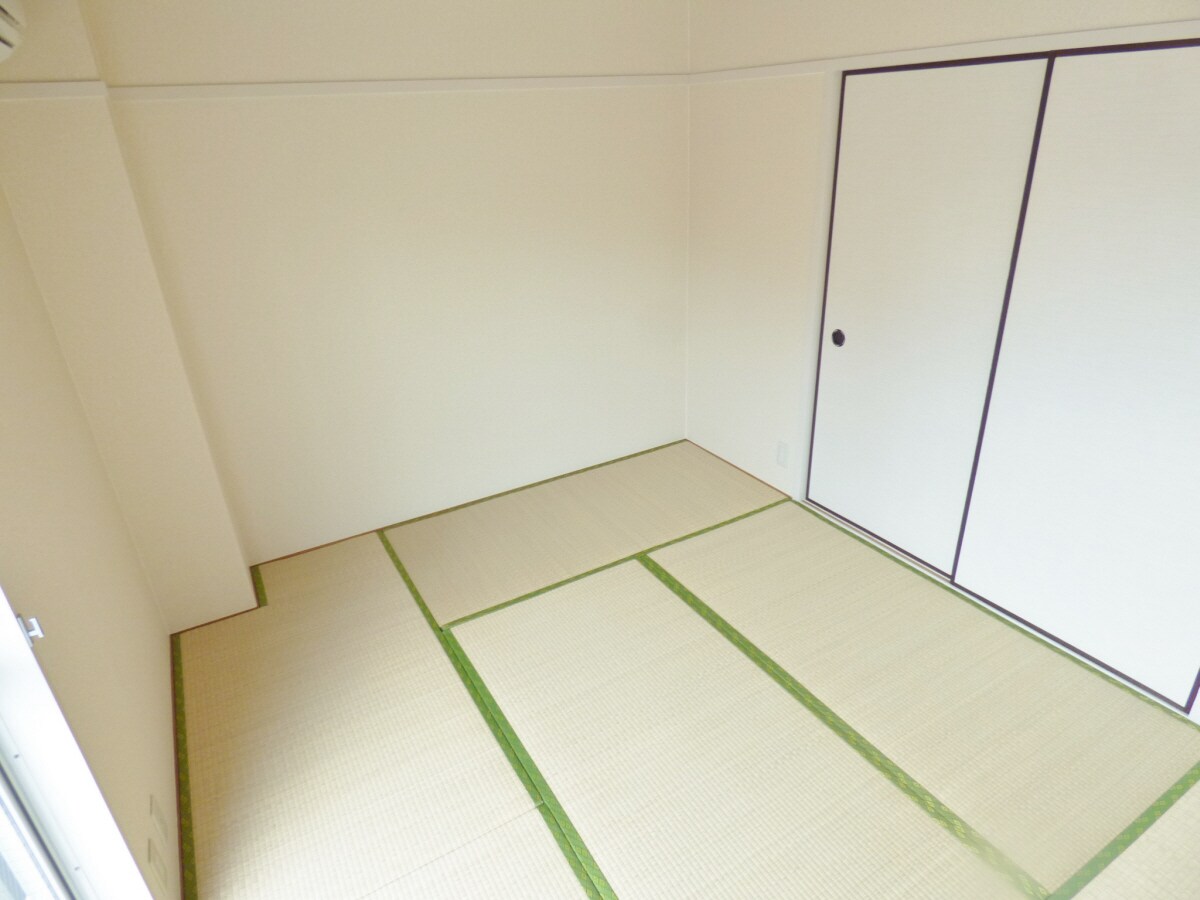 キレイな和室 エスポワール板宿