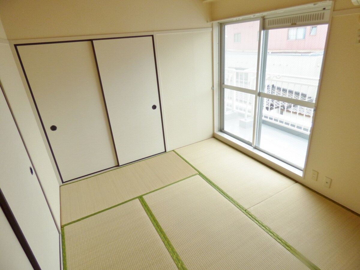 明るい和室 エスポワール板宿