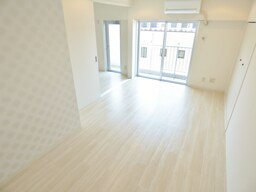 １０．５帖の広々としたリビング