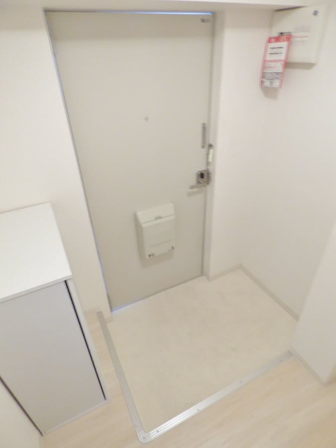 玄関 アロハ名谷