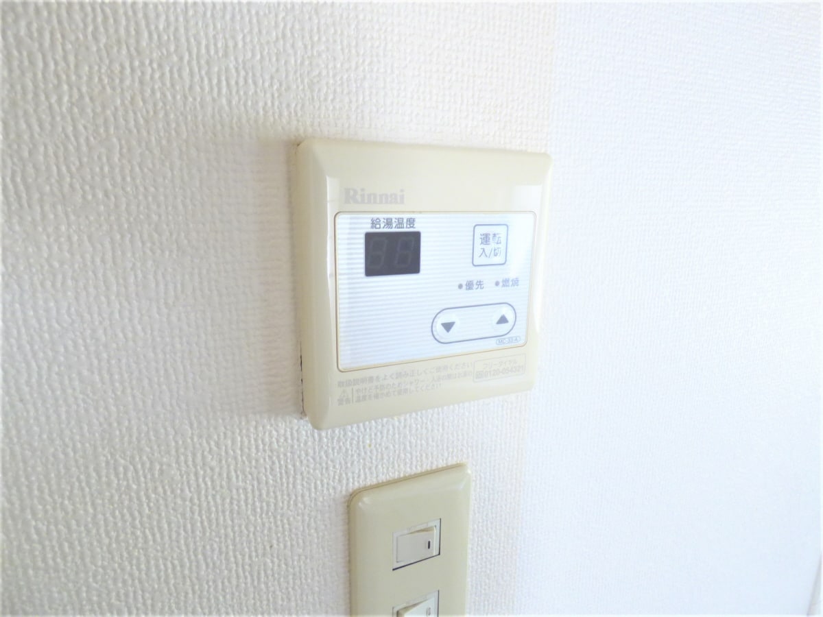 給湯器リモコン ヴェッセルＳＵＭＡ　Ａ棟