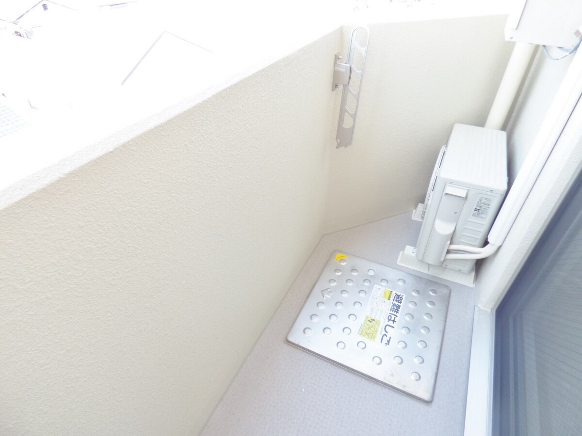 明るいバルコニー グランメール稲葉町