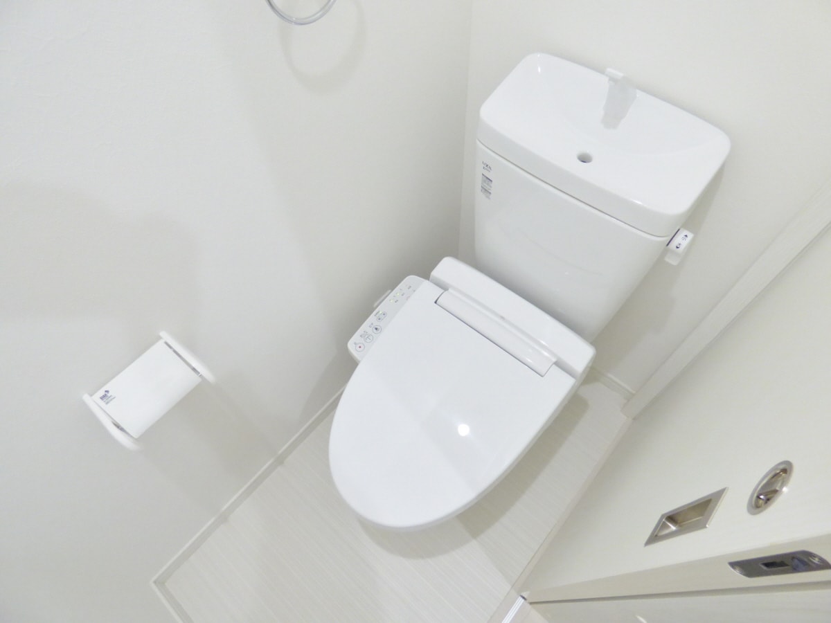 ウォシュレット付トイレ ＧＲＯＵＶ　ＭＡＩＳＩＯＮ須磨東町