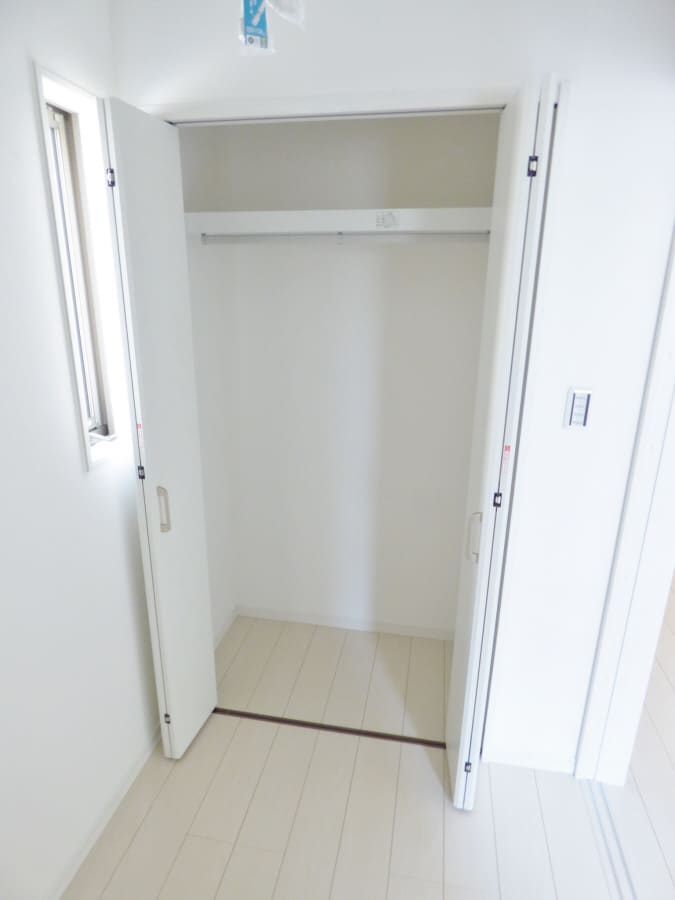 クローゼット ＧＲＯＵＶ　ＭＡＩＳＩＯＮ須磨東町