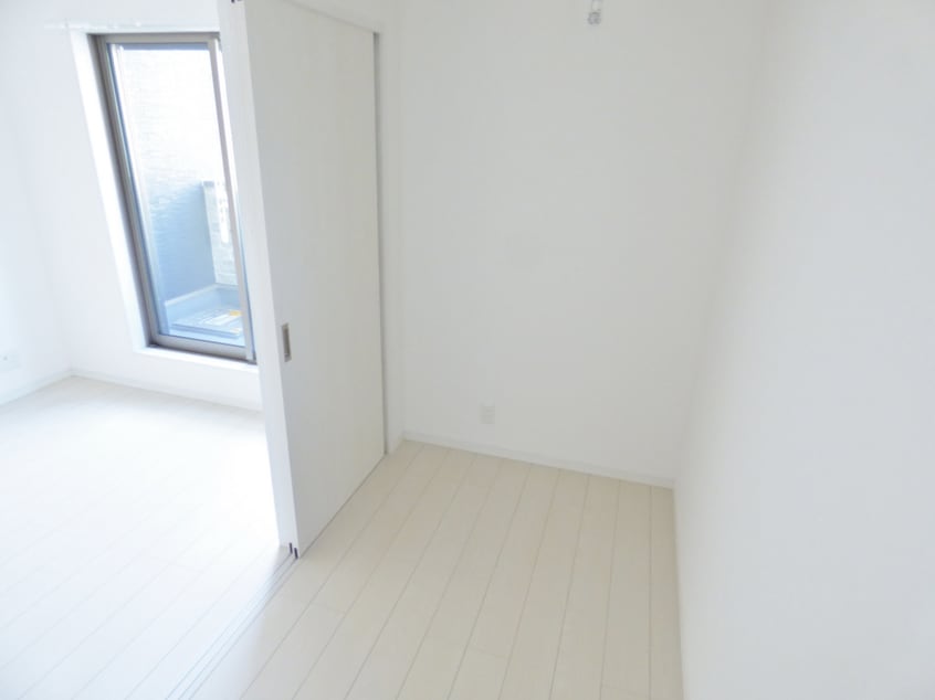キレイな寝室 ＧＲＯＵＶ　ＭＡＩＳＩＯＮ須磨東町