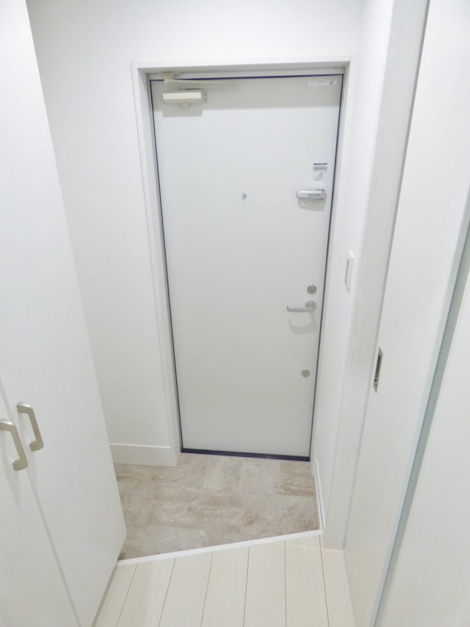 玄関ダブルロック ＧＲＯＵＶ　ＭＡＩＳＩＯＮ須磨東町