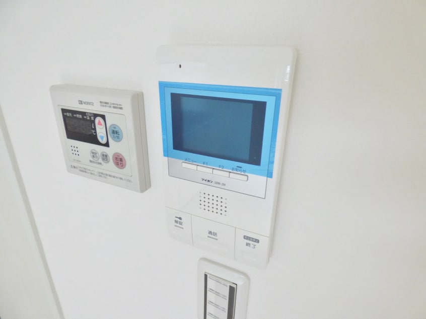 オートロック連動ＴＶモニターホン ＧＲＯＵＶ　ＭＡＩＳＩＯＮ須磨東町