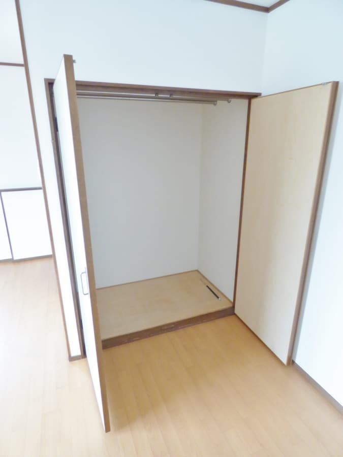 大きなクローゼット コスモハイツ