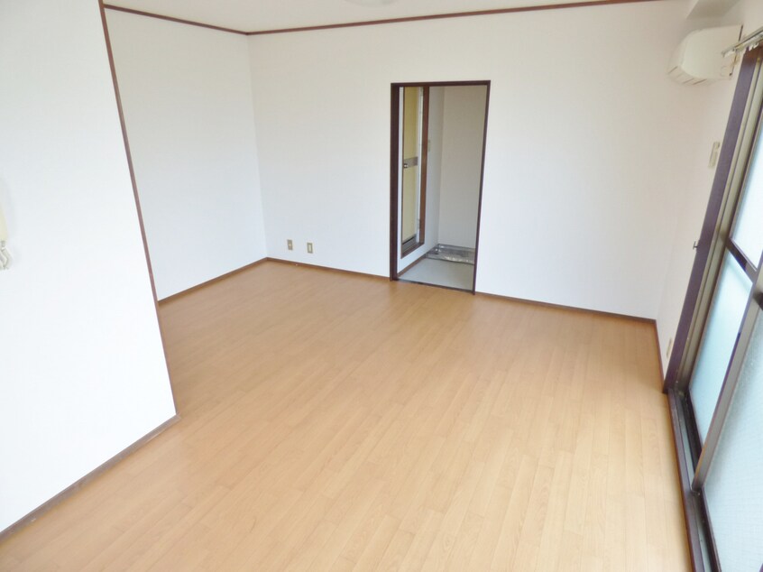 キレイなフローリング コスモハイツ