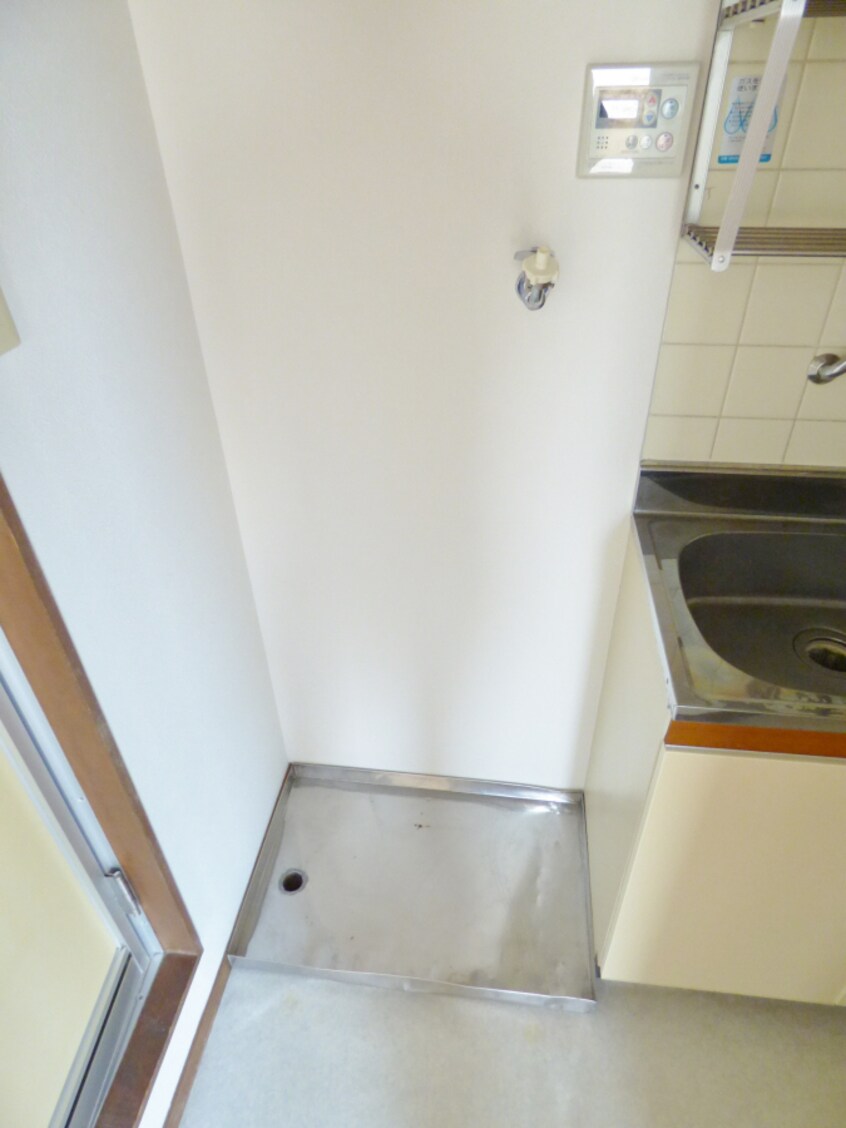 室内洗濯機置場 コスモハイツ