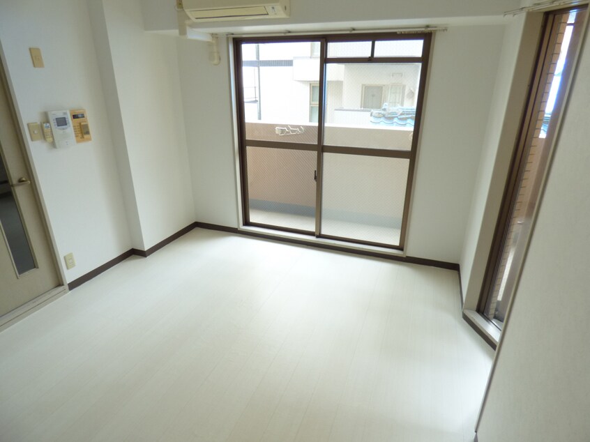 明るい洋室 ライオンズマンション三宮東第２