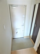 キレイな玄関 フォレストメゾン須磨寺