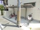 駐輪場 トロワ・レブローニュ