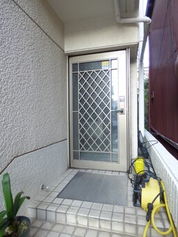 カードキーのオートロック完備