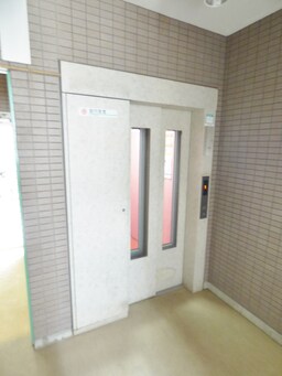 エレベーター完備