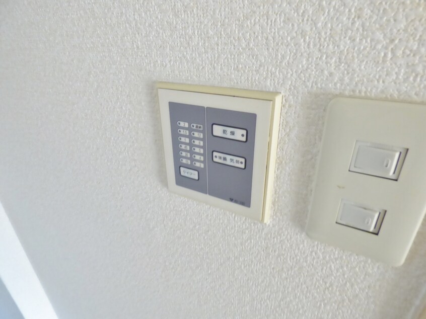 浴室乾燥機リモコン リヴァージュ須磨