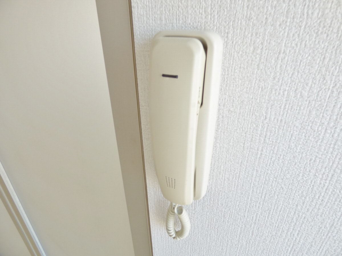 インターホン サンビルダー板宿