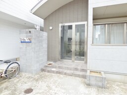 安心のオートロック完備