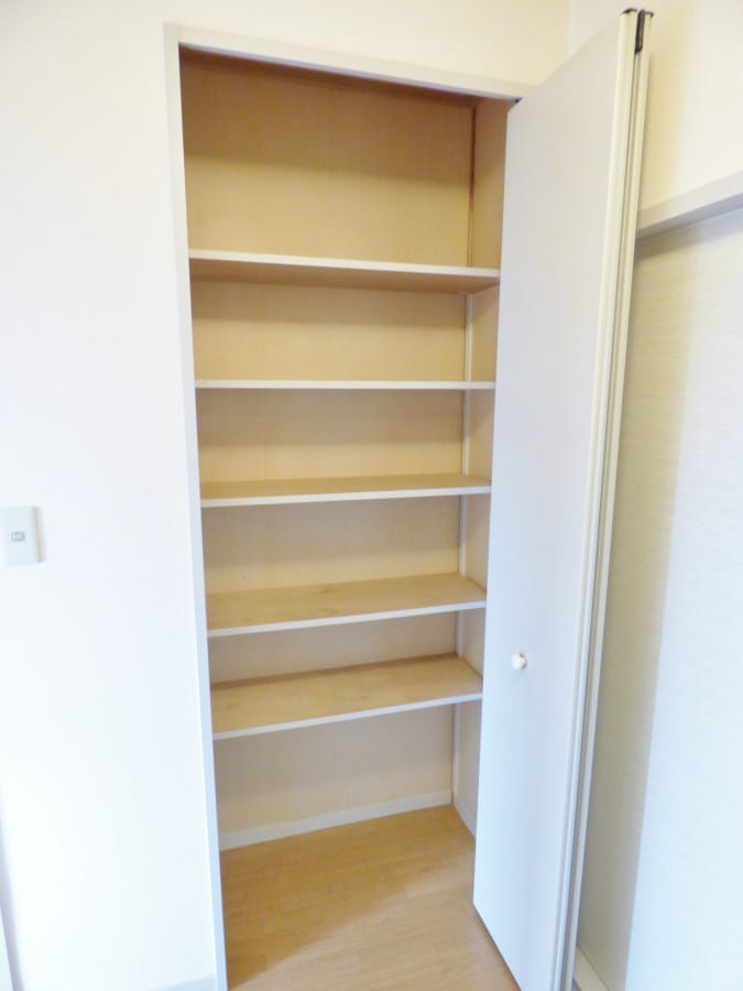 廊下の収納 ディアス須磨山手Ａ棟