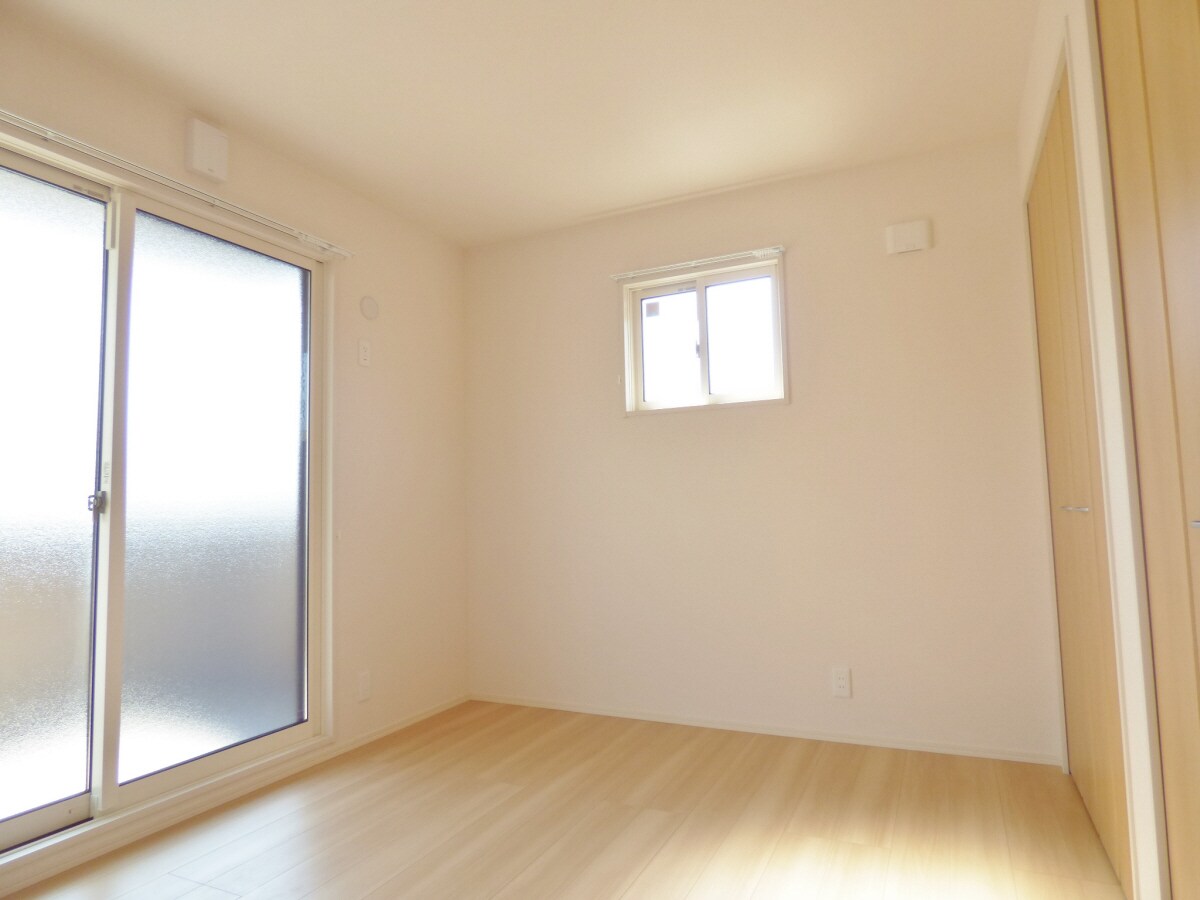 オールフローリング ブル・マリーノ衣掛