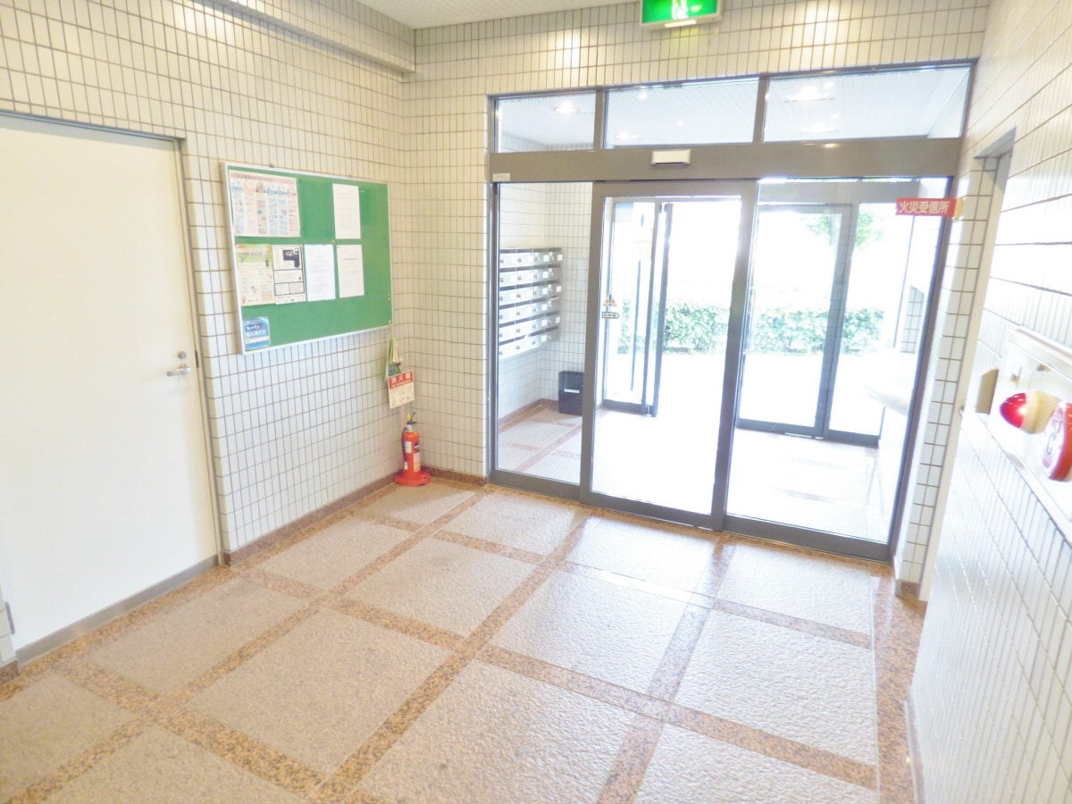 安心のオートロック完備 サントピア須磨