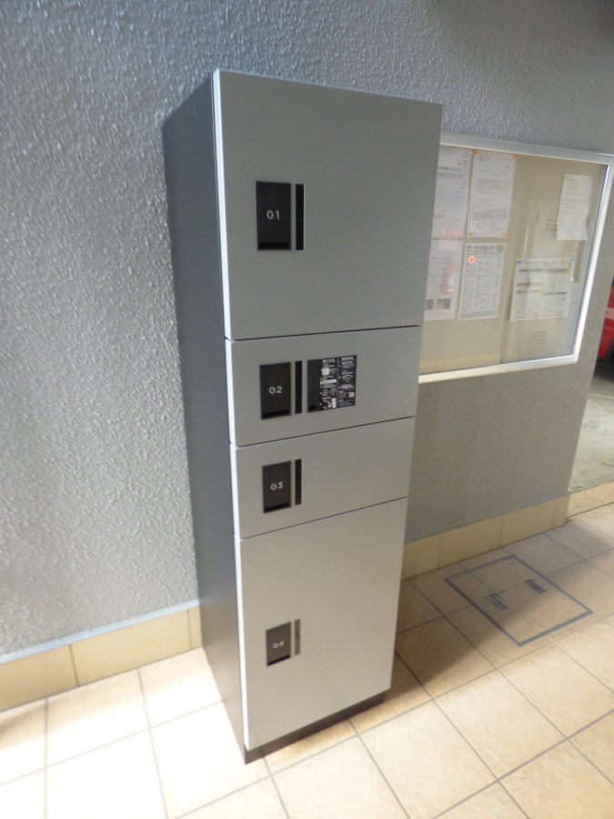 荷物がいつ届いても安心の宅配ボックス完備 メイクアップハイツ須磨浦