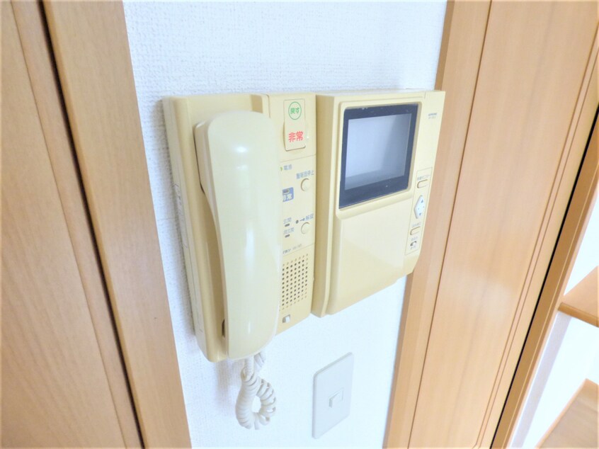 オートロック連動ＴＶモニターホン シェーンタール須磨