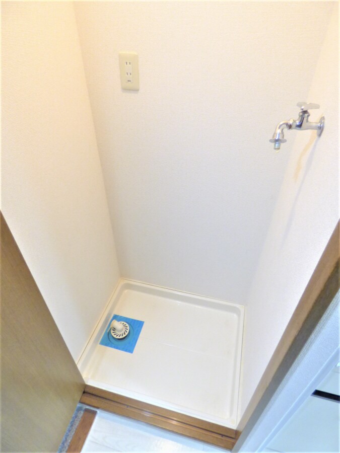 室内洗濯機置場 メゾン・ド・ヴィレ須磨