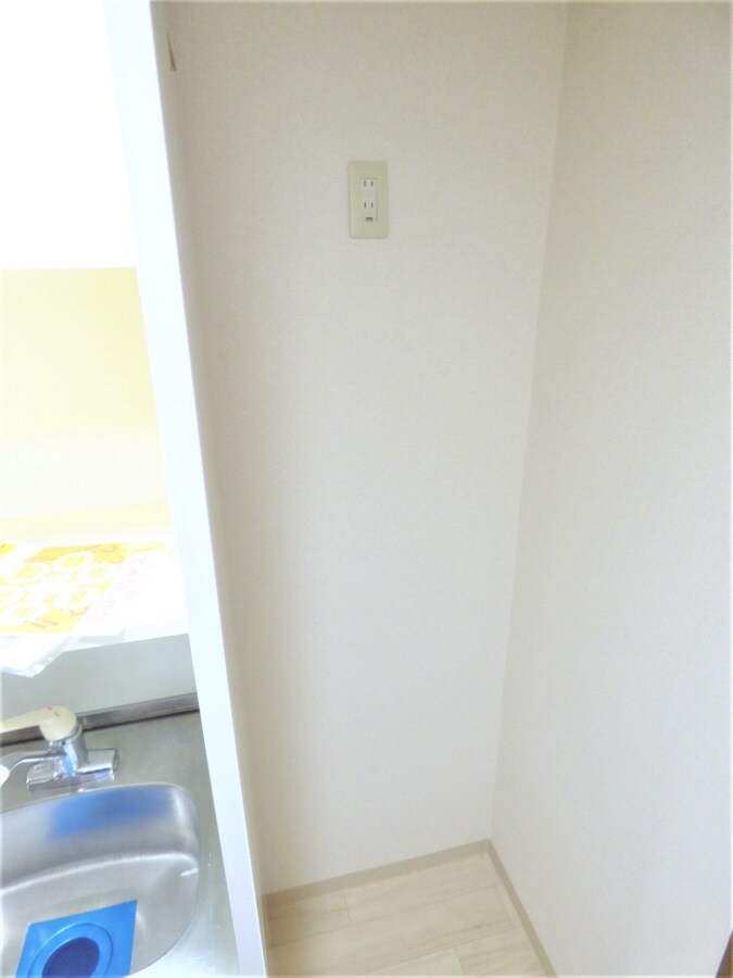 冷蔵庫置場 メゾン・ド・ヴィレ須磨